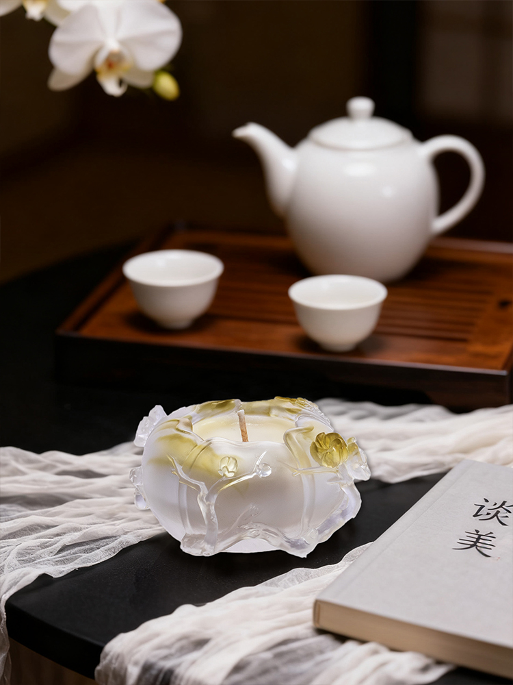 Bougeoirs et lampes d'ambiance en verre de cristal coloré