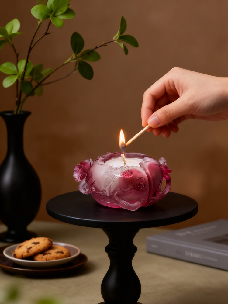 Bougeoirs et lampes d'ambiance en verre de cristal coloré