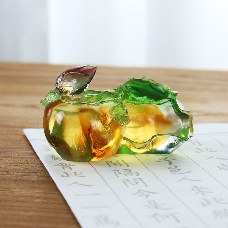 Ornements de sculpture en verre en cristal coloré en forme de kakis