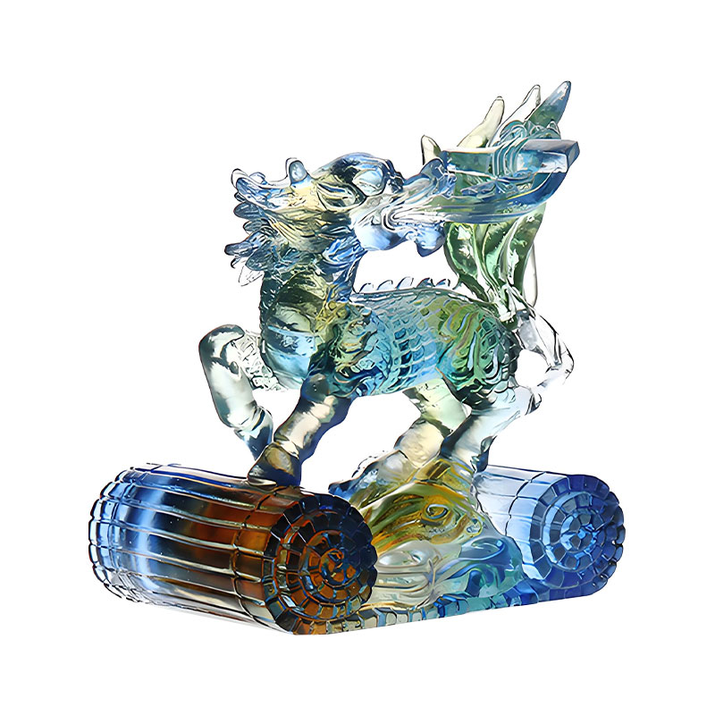 Ornement en verre cristal coloré bleu ambre et vert du Kirin de Sagesse