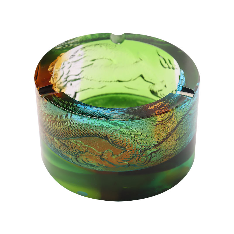 Cendrier en Verre au Motif du Dragon Sortant de la Mer