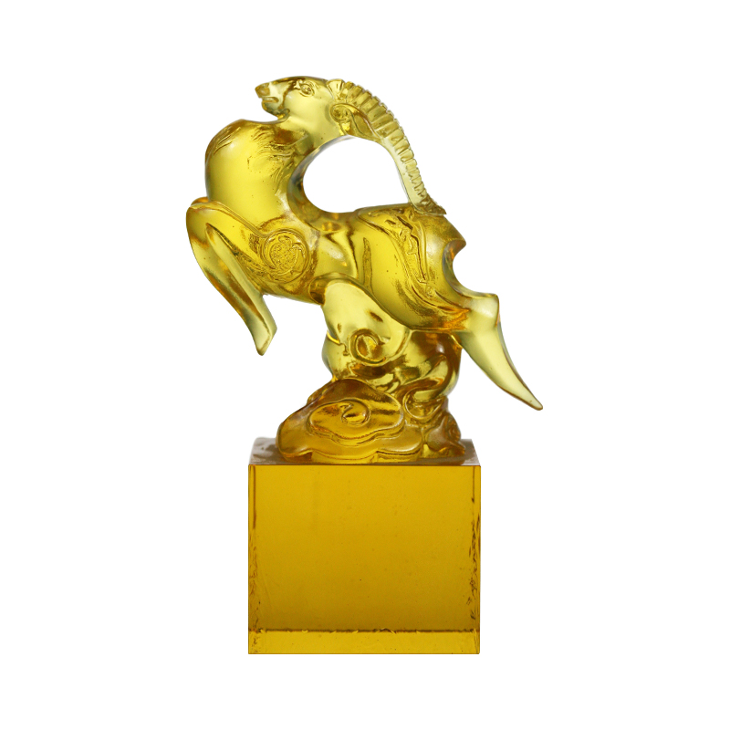 Joint en cristal en verre en forme de mouton transparent en or
