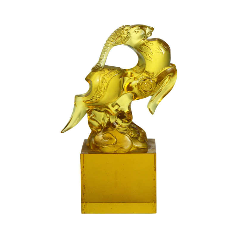 Joint en cristal en verre en forme de mouton transparent en or