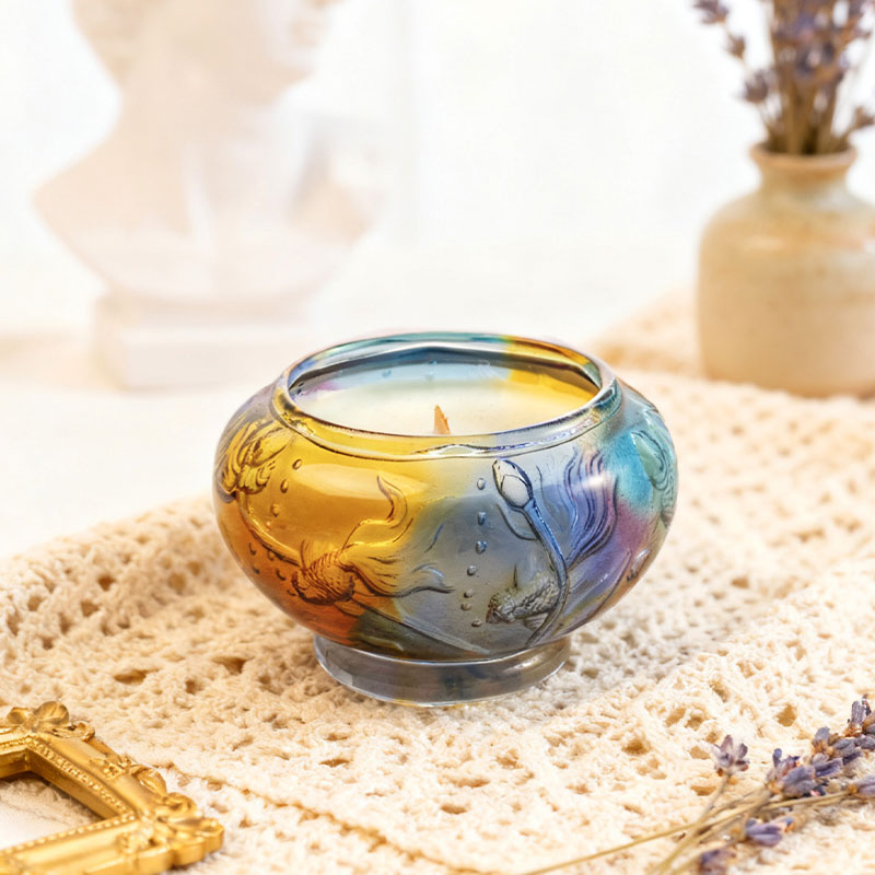 Dancing Fish Treasure Bowl – Bougeoir en verre sculpté en taille-douce